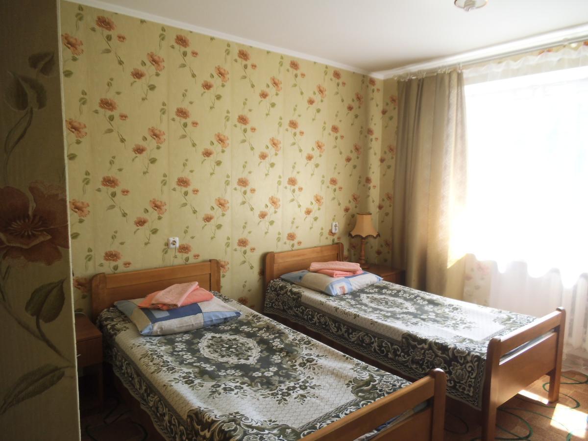 Circus Hotell Gomel Exteriör bild